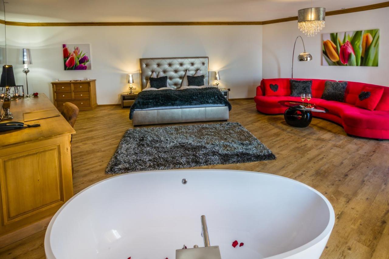Wellness Hotel V Nebi Kořenov Buitenkant foto