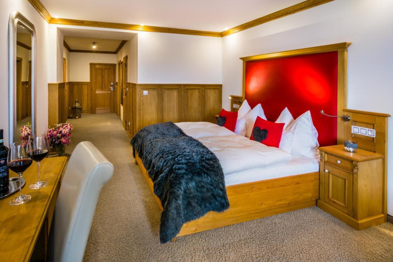 Wellness Hotel V Nebi Kořenov Buitenkant foto