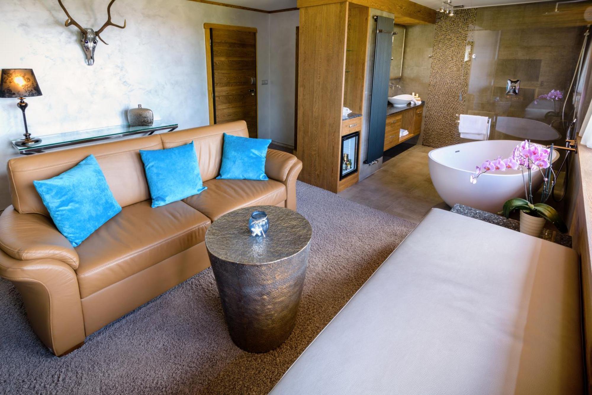 Wellness Hotel V Nebi Kořenov Buitenkant foto